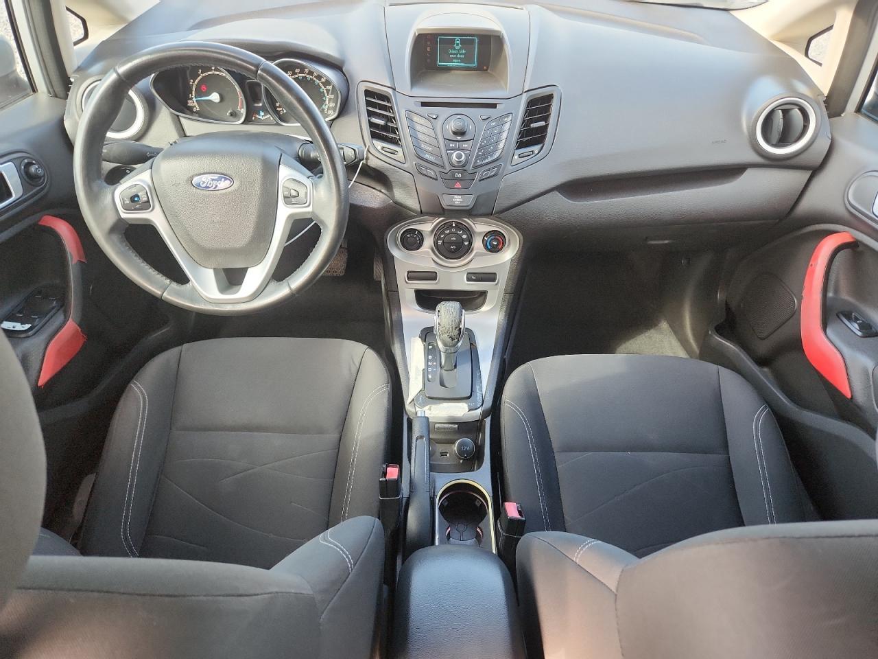 2014 FORD Fiesta