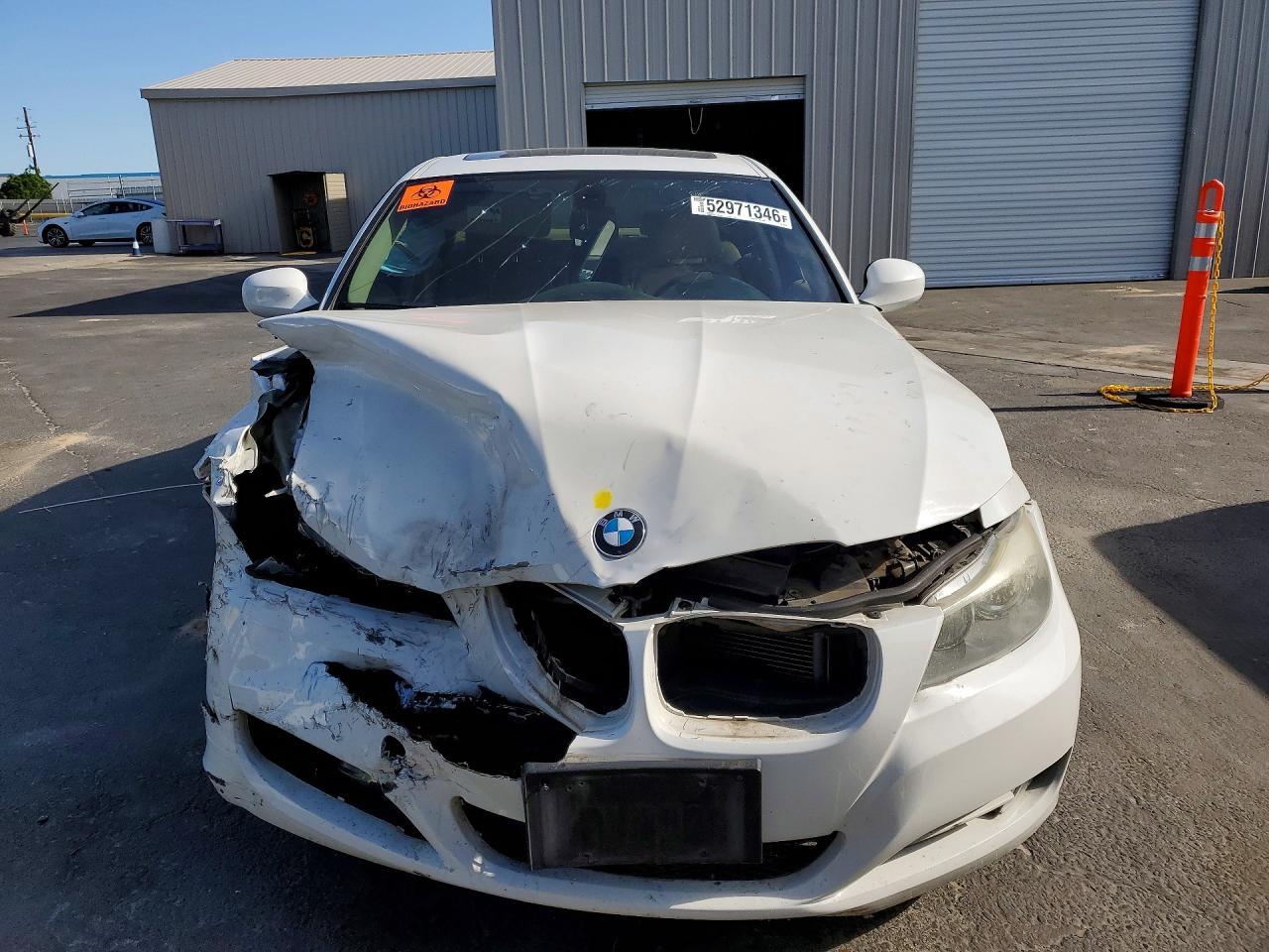 2011 BMW 3 SERIES