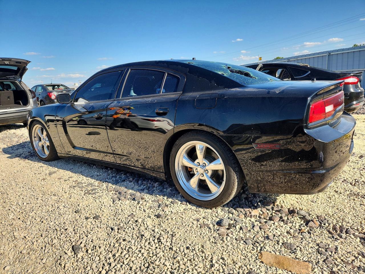 2013 DODGE CHARGER