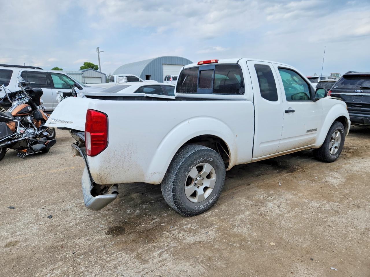 2010 SUZUKI Equator
