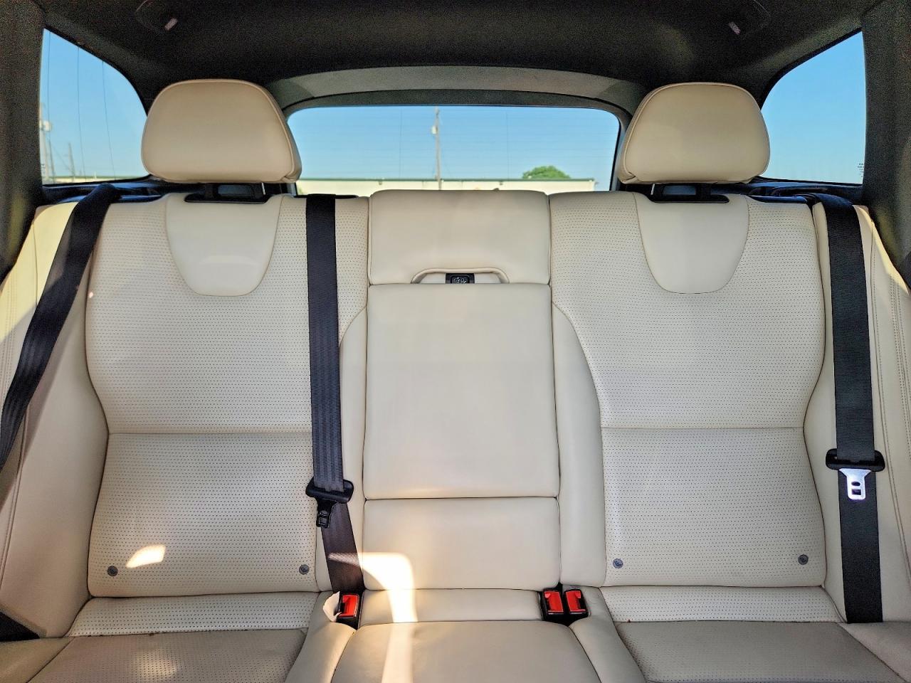2015 VOLVO XC60