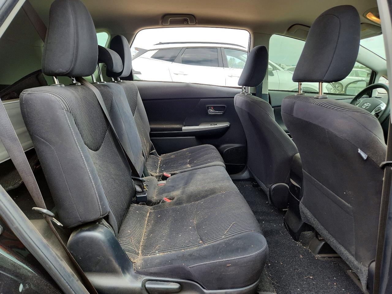 2017 TOYOTA PRIUS V