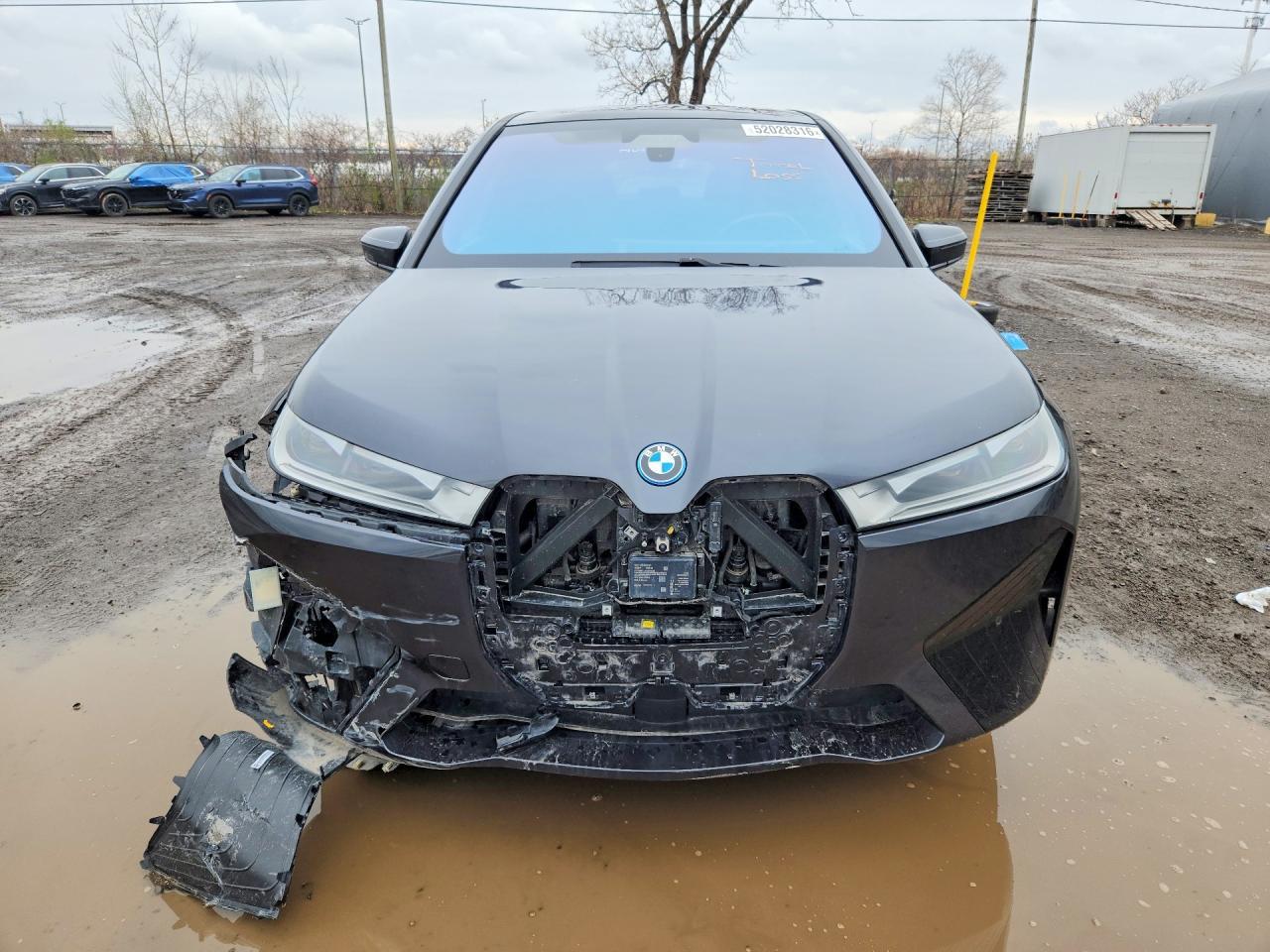 2023 BMW iX