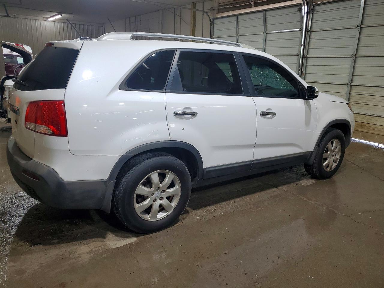 2011 KIA SORENTO