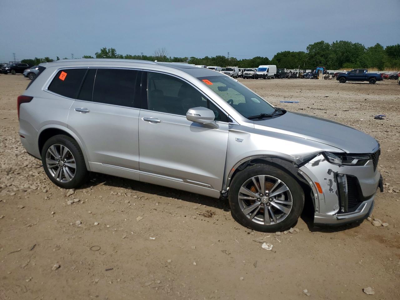 2020 CADILLAC XT6