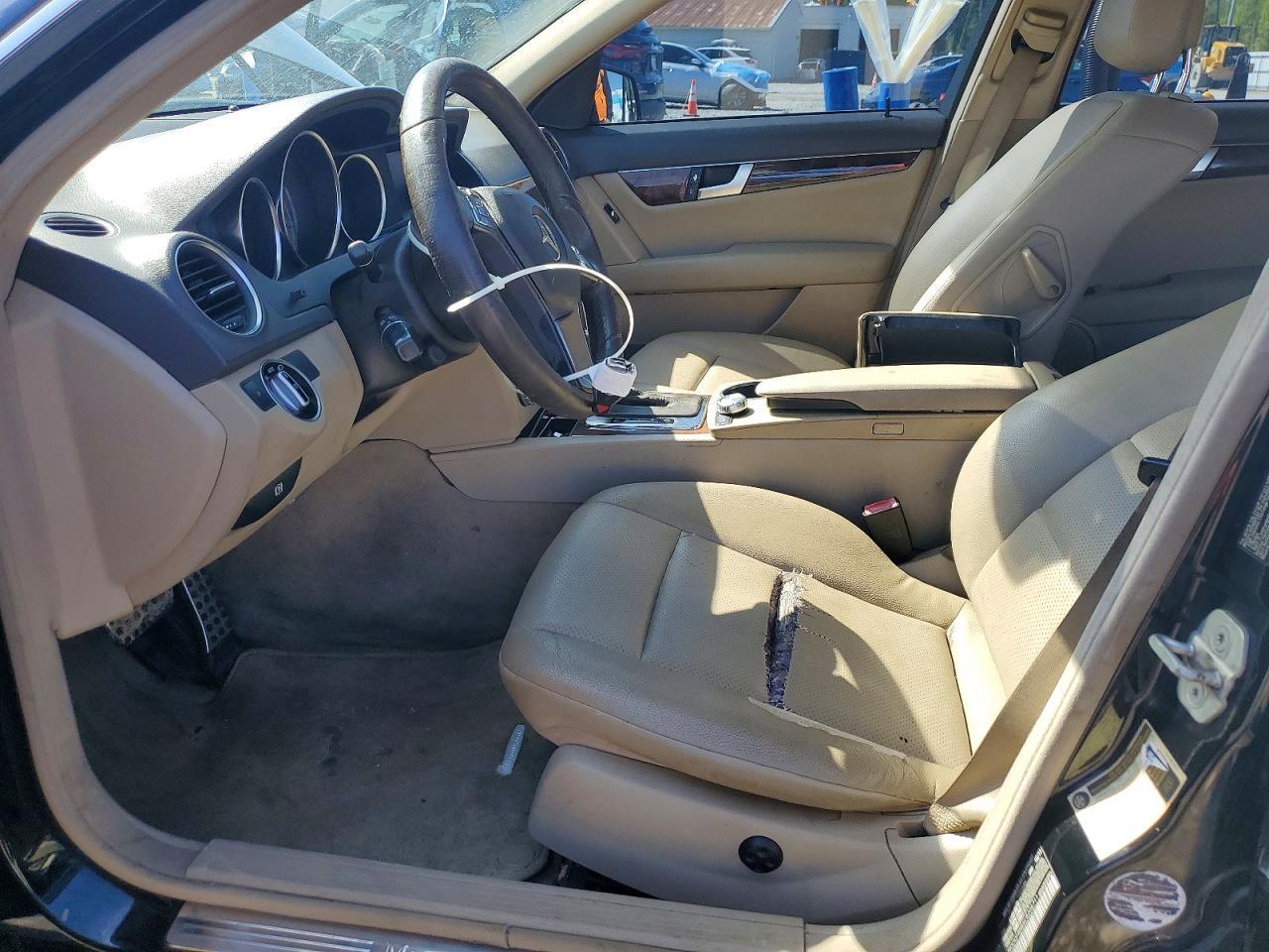 2012 MERCEDES-BENZ C-CLASS