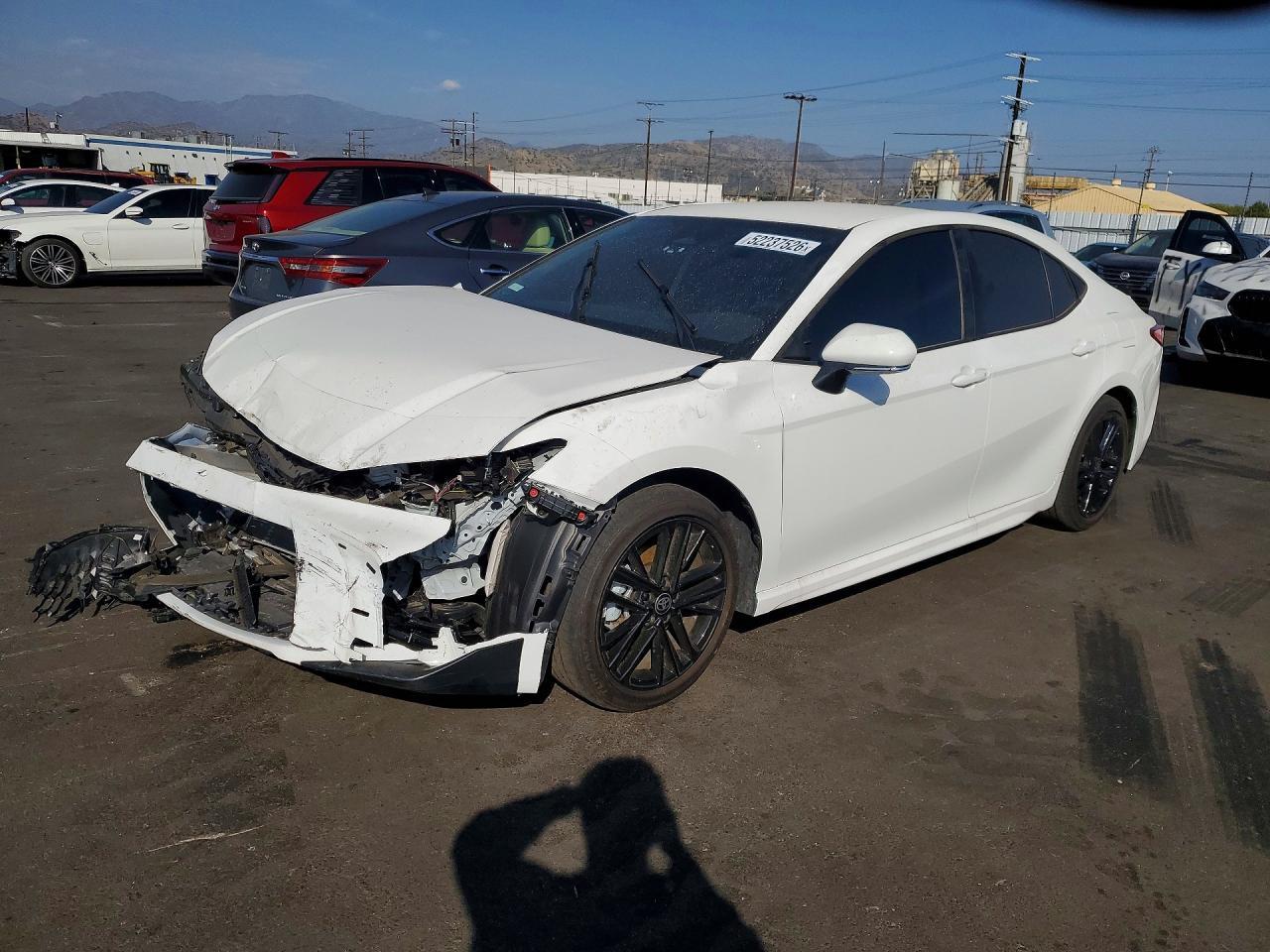 2025 TOYOTA CAMRY