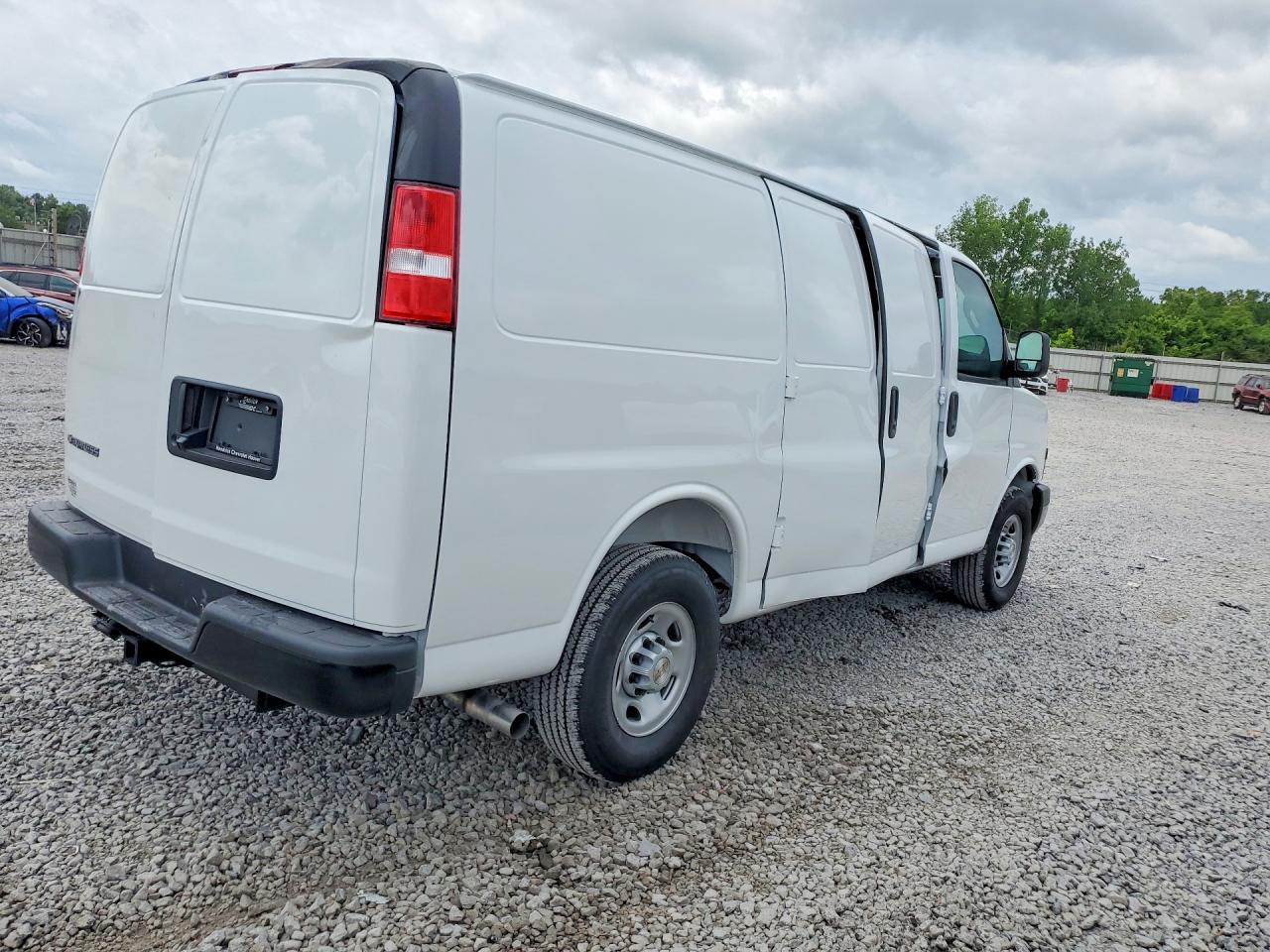 2026 CHEVROLET EXPRESS 2500