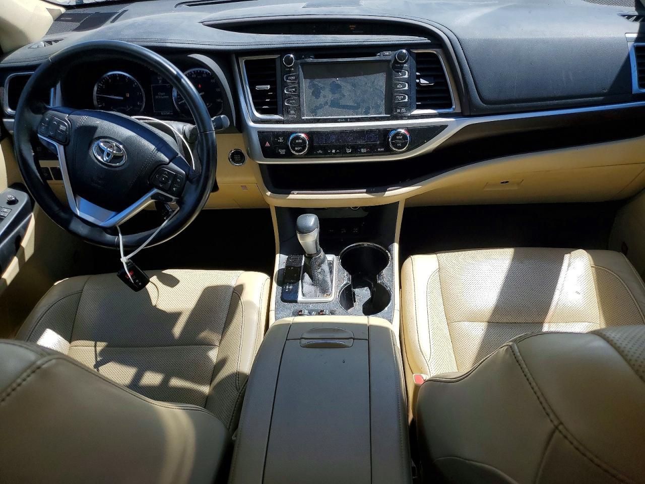 2015 TOYOTA HIGHLANDER