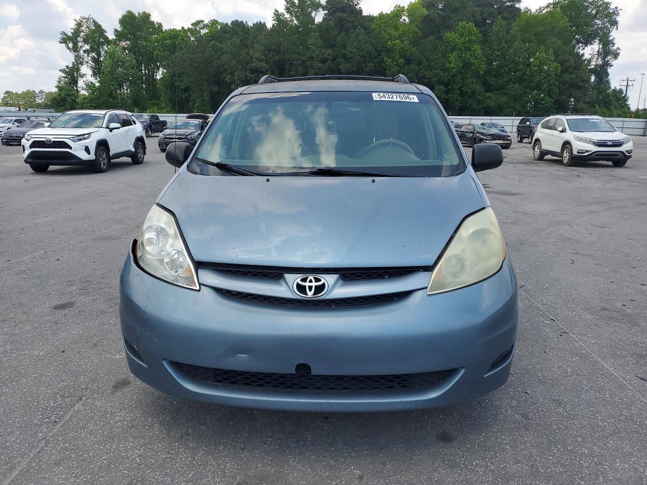 2006 TOYOTA SIENNA