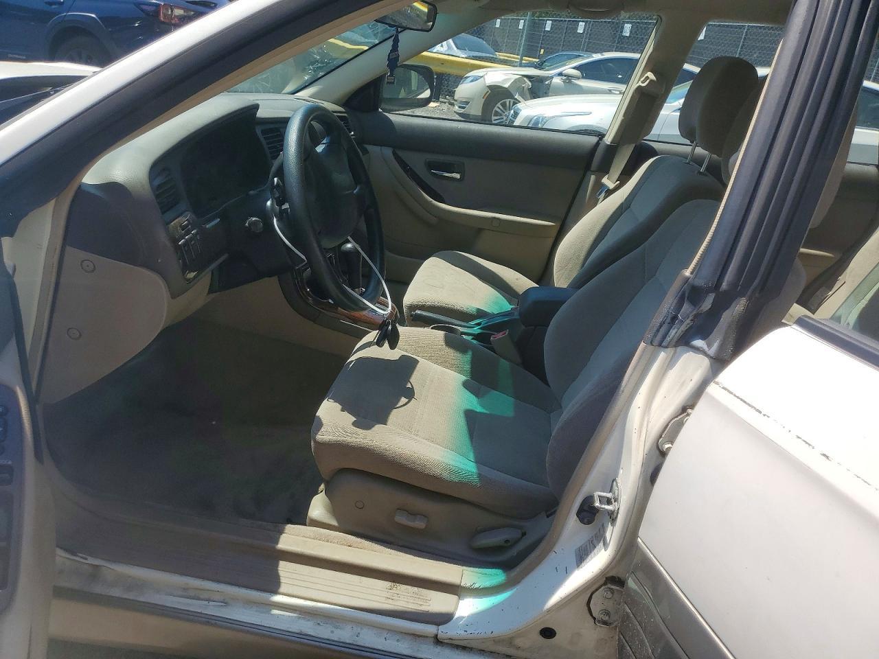 2002 SUBARU Legacy