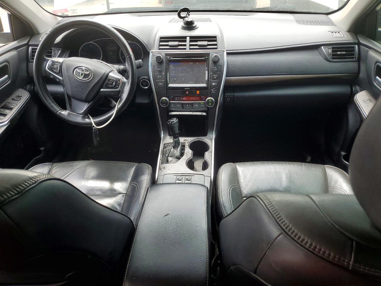 2016 TOYOTA CAMRY