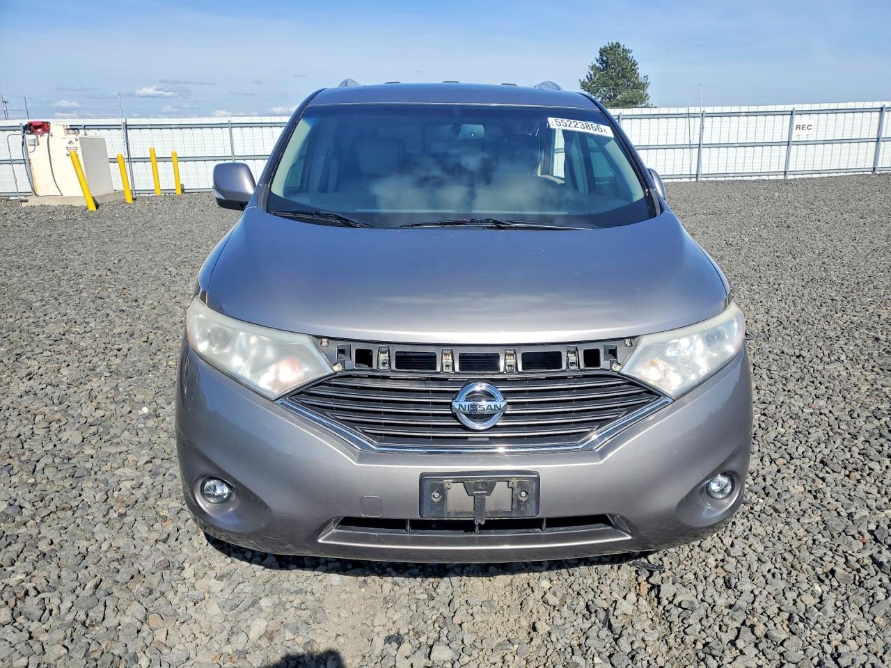 2011 NISSAN Quest