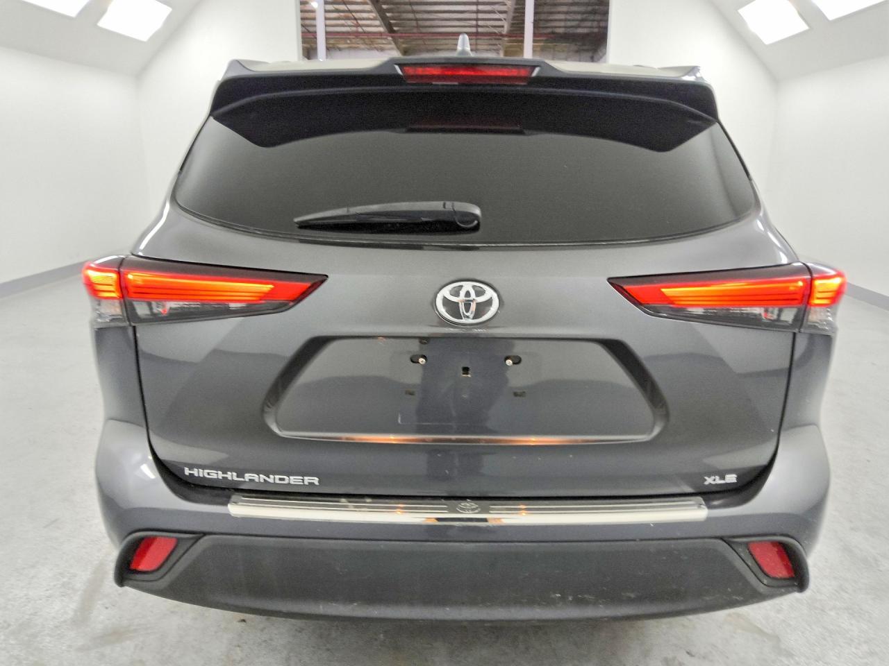 2020 TOYOTA HIGHLANDER