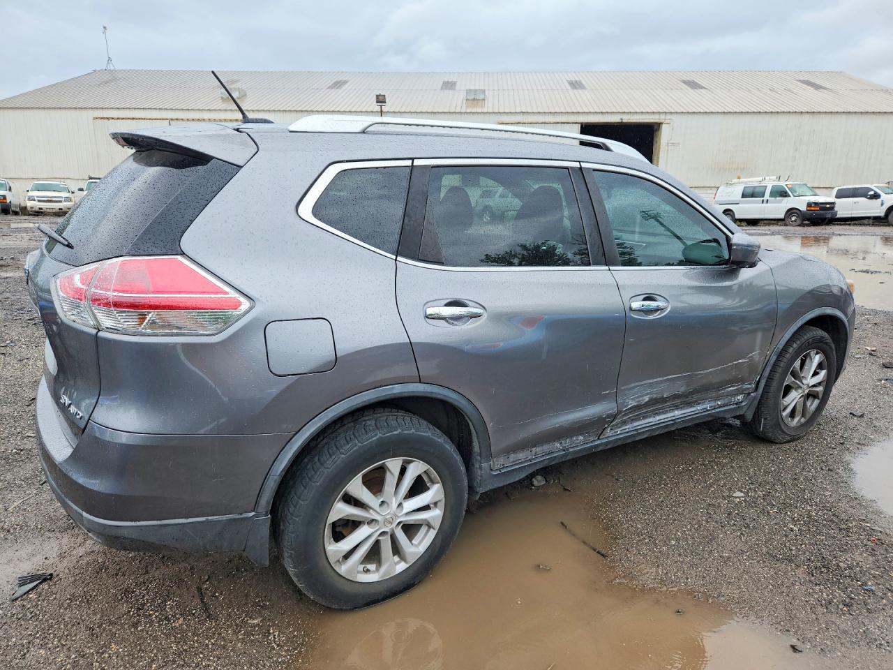 2016 NISSAN ROGUE