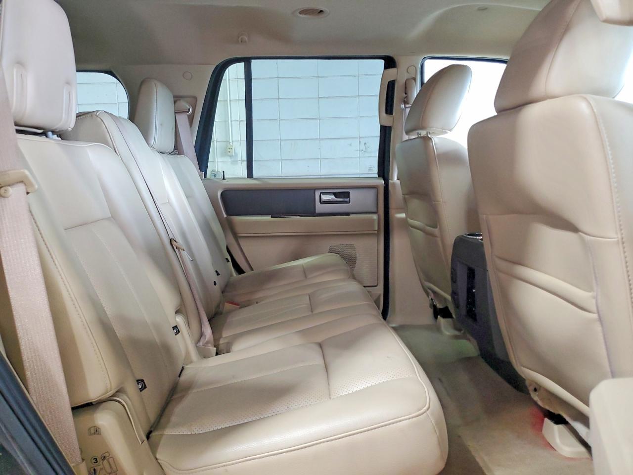 2014 FORD Expedition