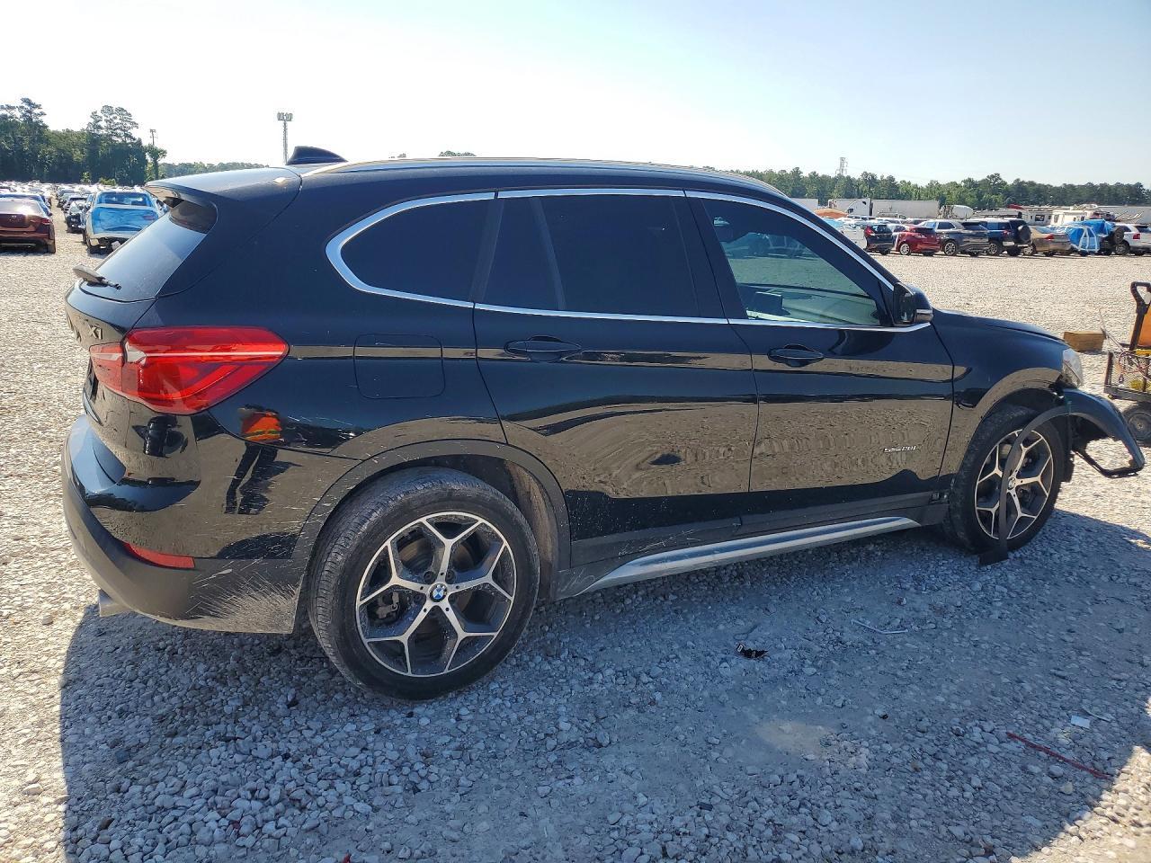 2017 BMW X1