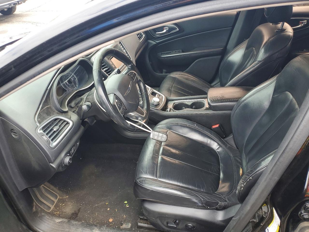 2015 CHRYSLER 200