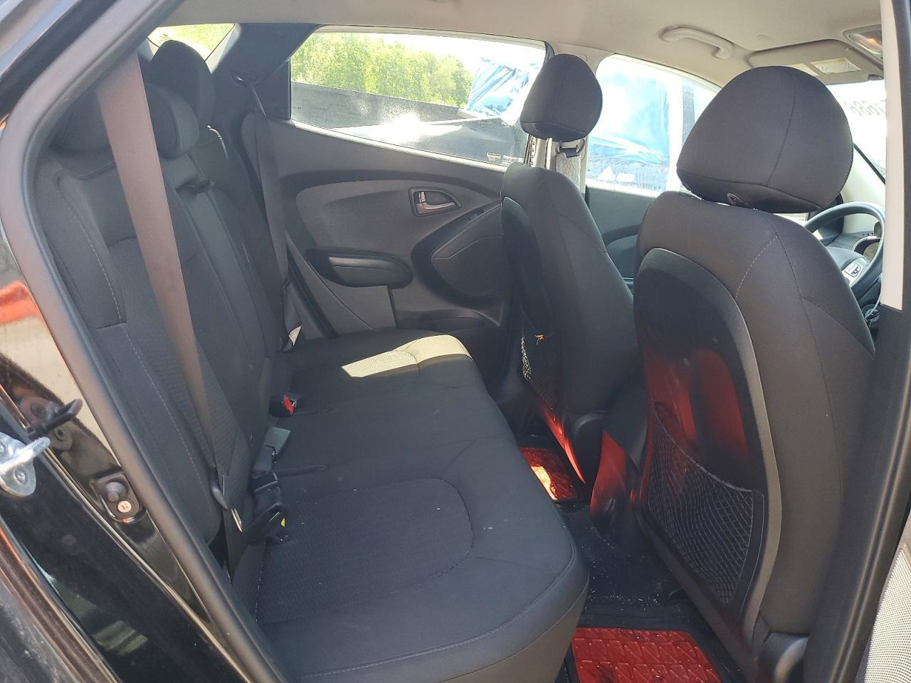2015 HYUNDAI TUCSON
