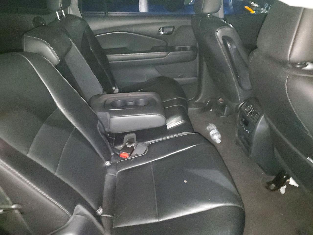 2017 HONDA PILOT