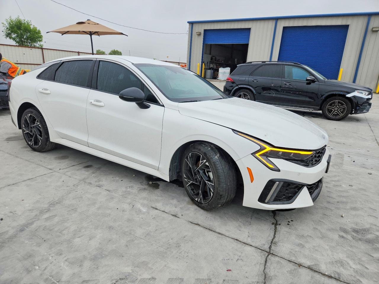 2025 KIA K5