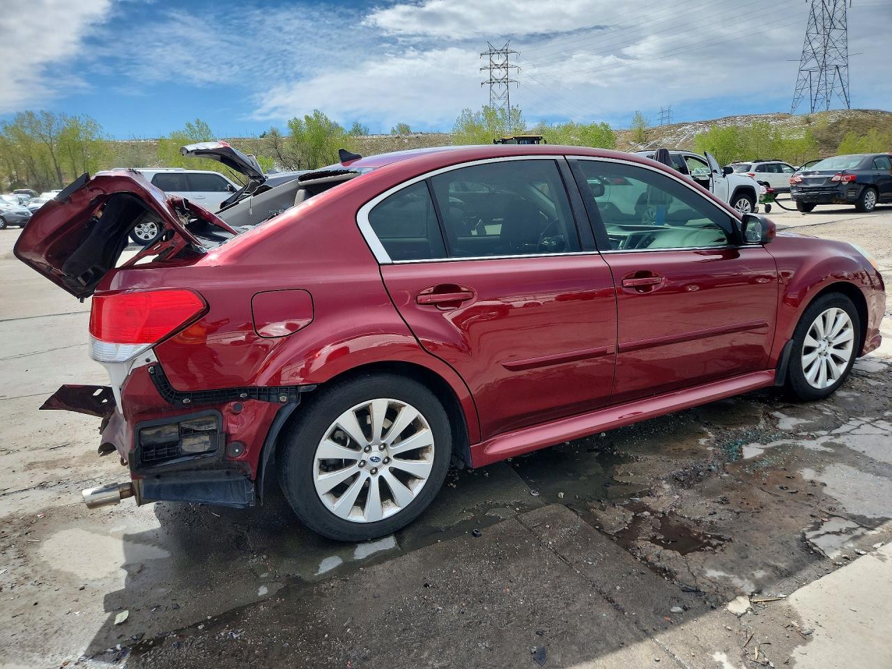 2012 SUBARU Legacy