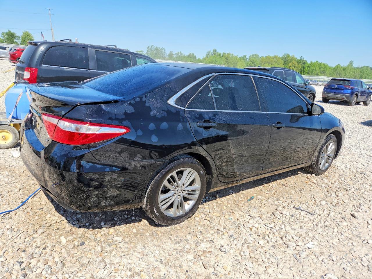2017 TOYOTA CAMRY