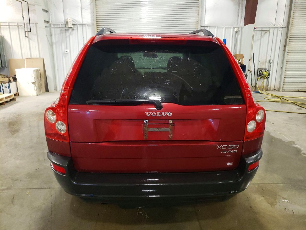 2004 VOLVO XC90
