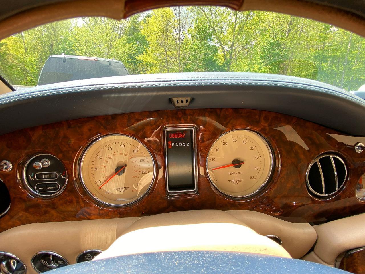 2002 BENTLEY Arnage