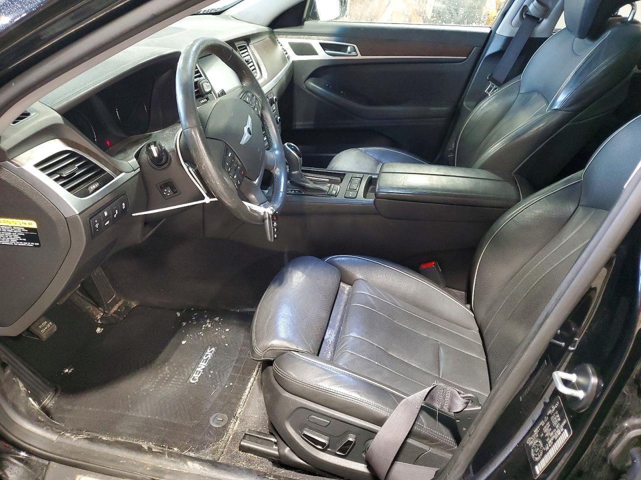 2016 HYUNDAI GENESIS