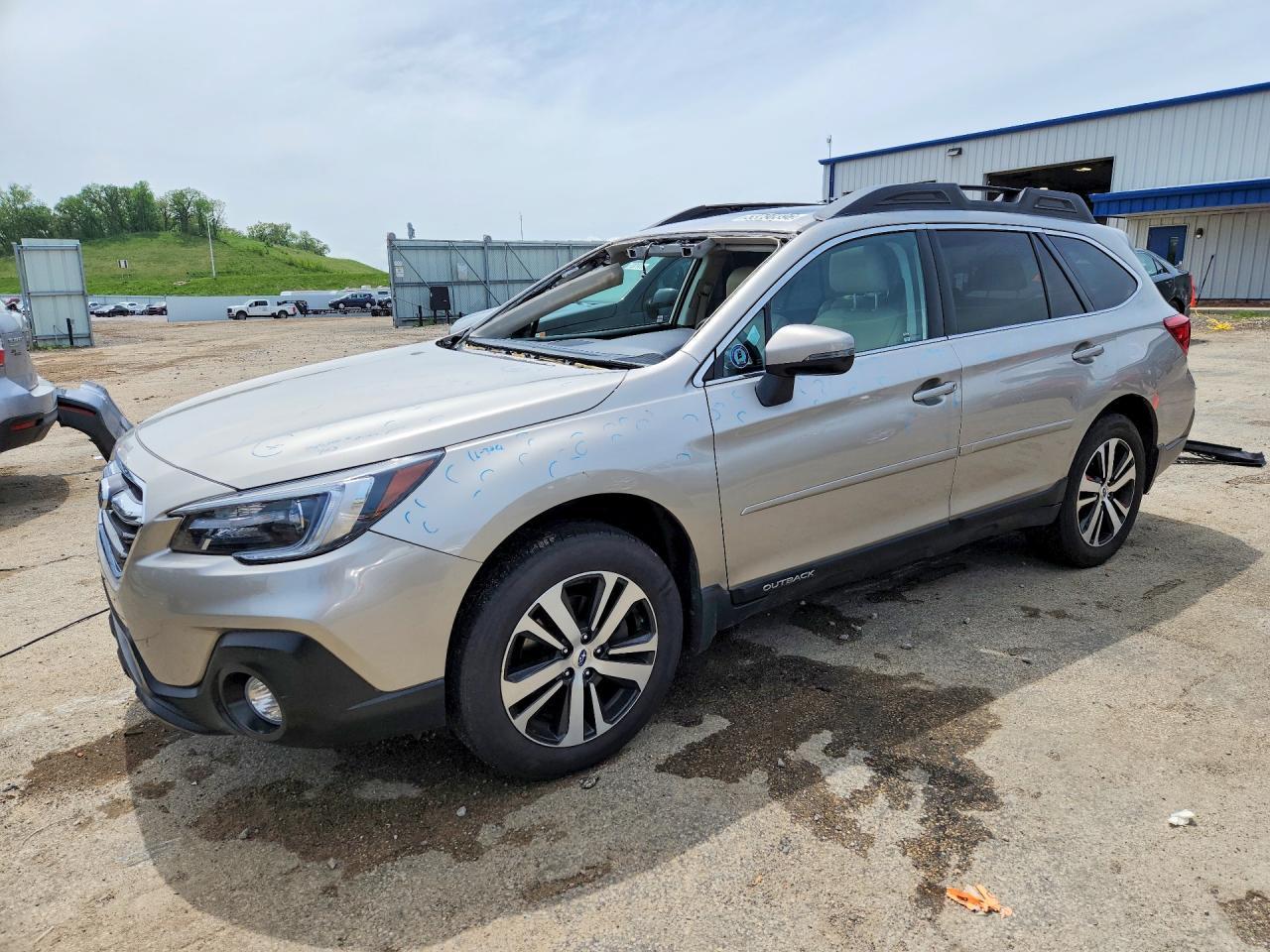 2018 SUBARU Outback
