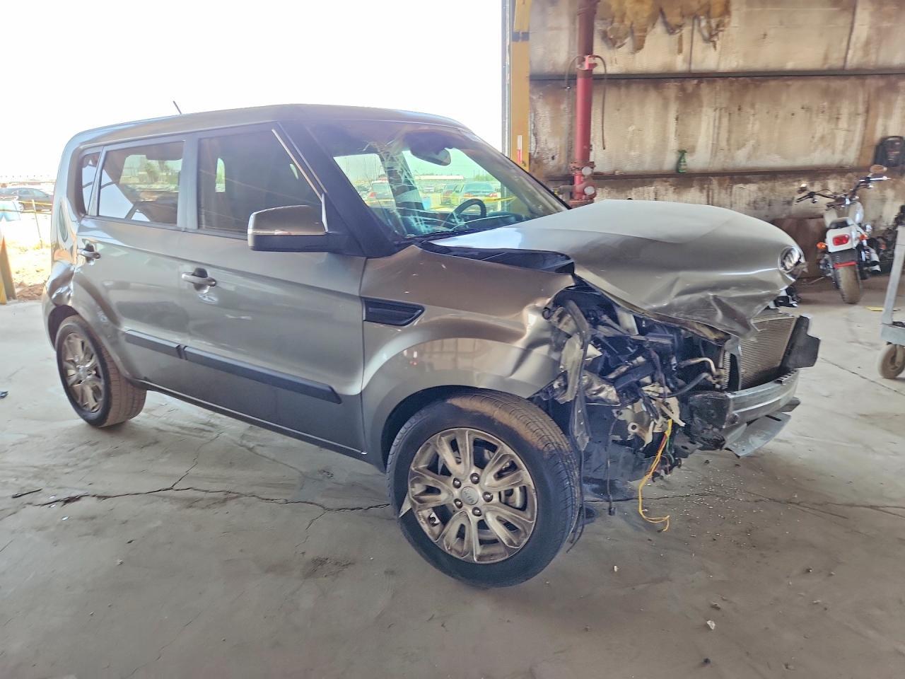 2013 KIA SOUL