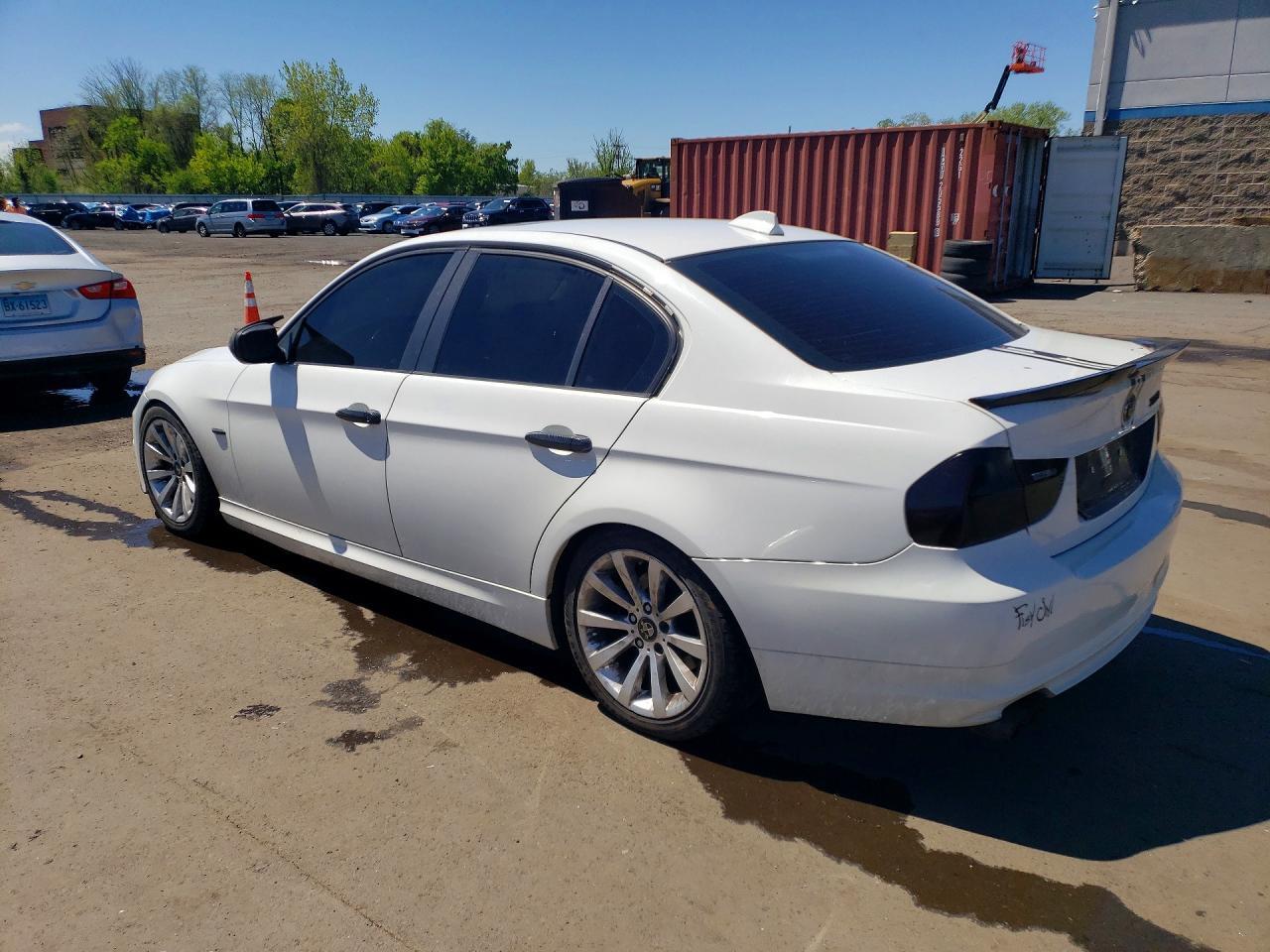 2011 BMW 3 SERIES