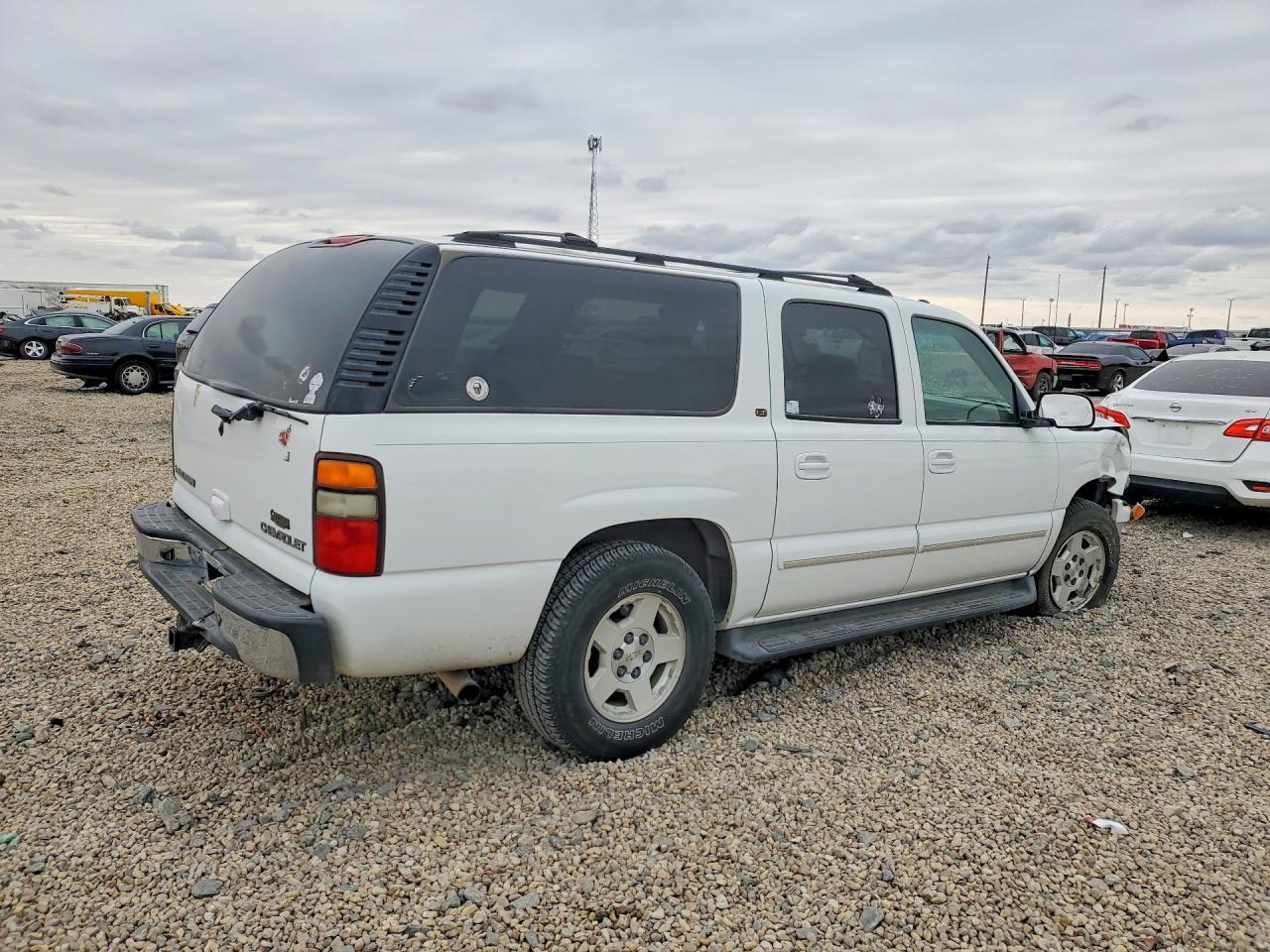 2004 CHEVROLET Suburban