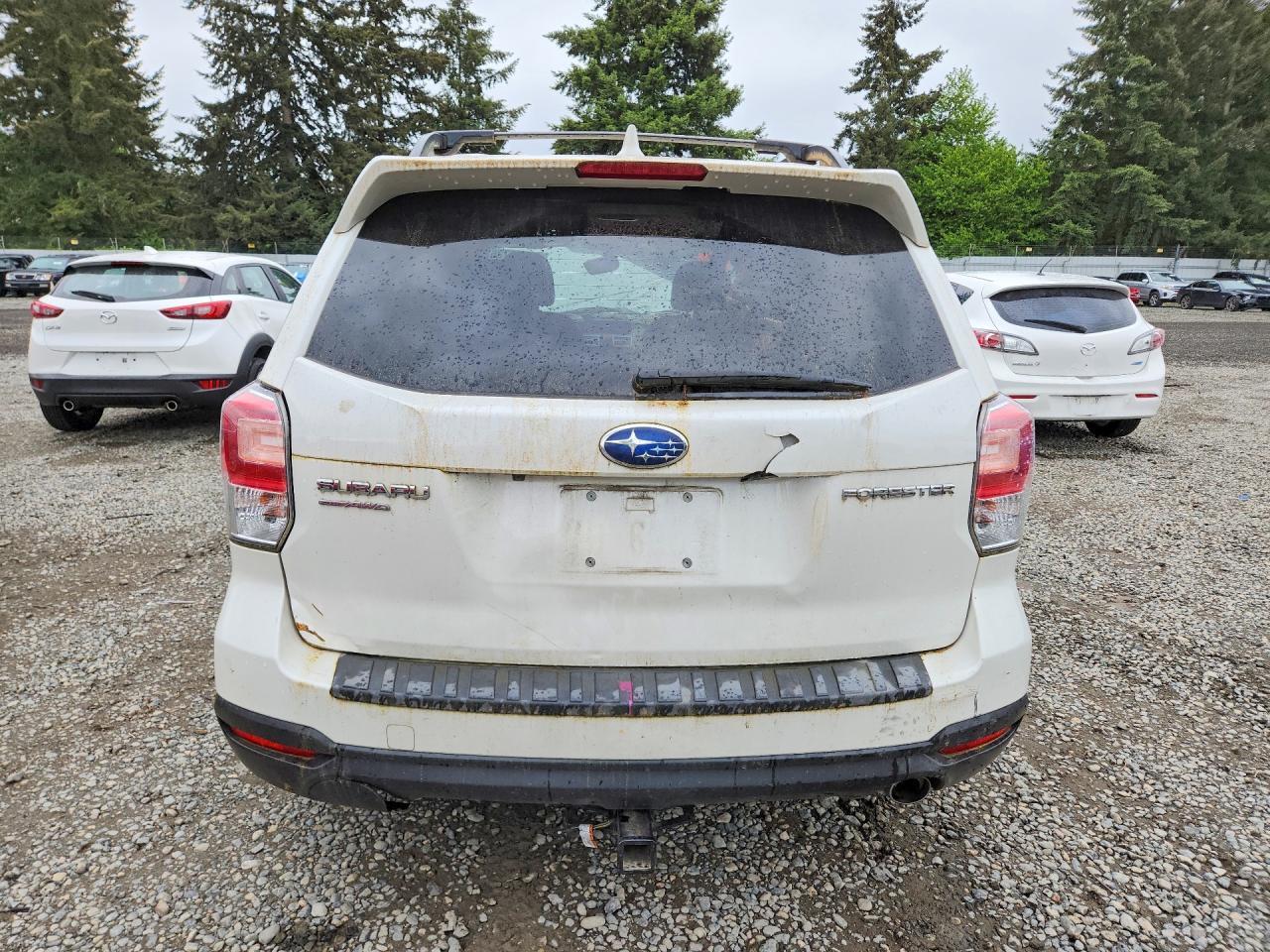 2018 SUBARU FORESTER