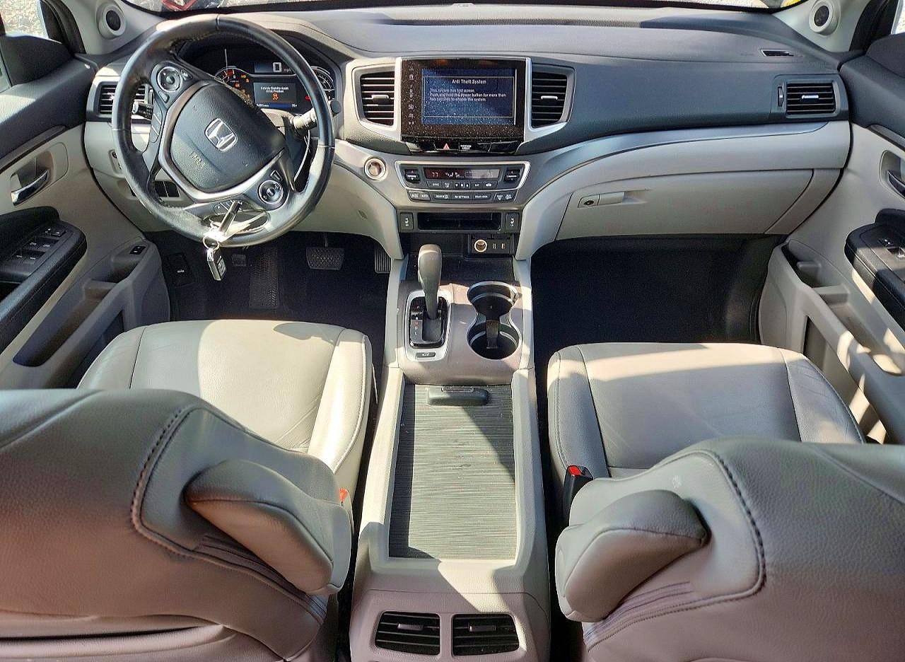 2017 HONDA PILOT