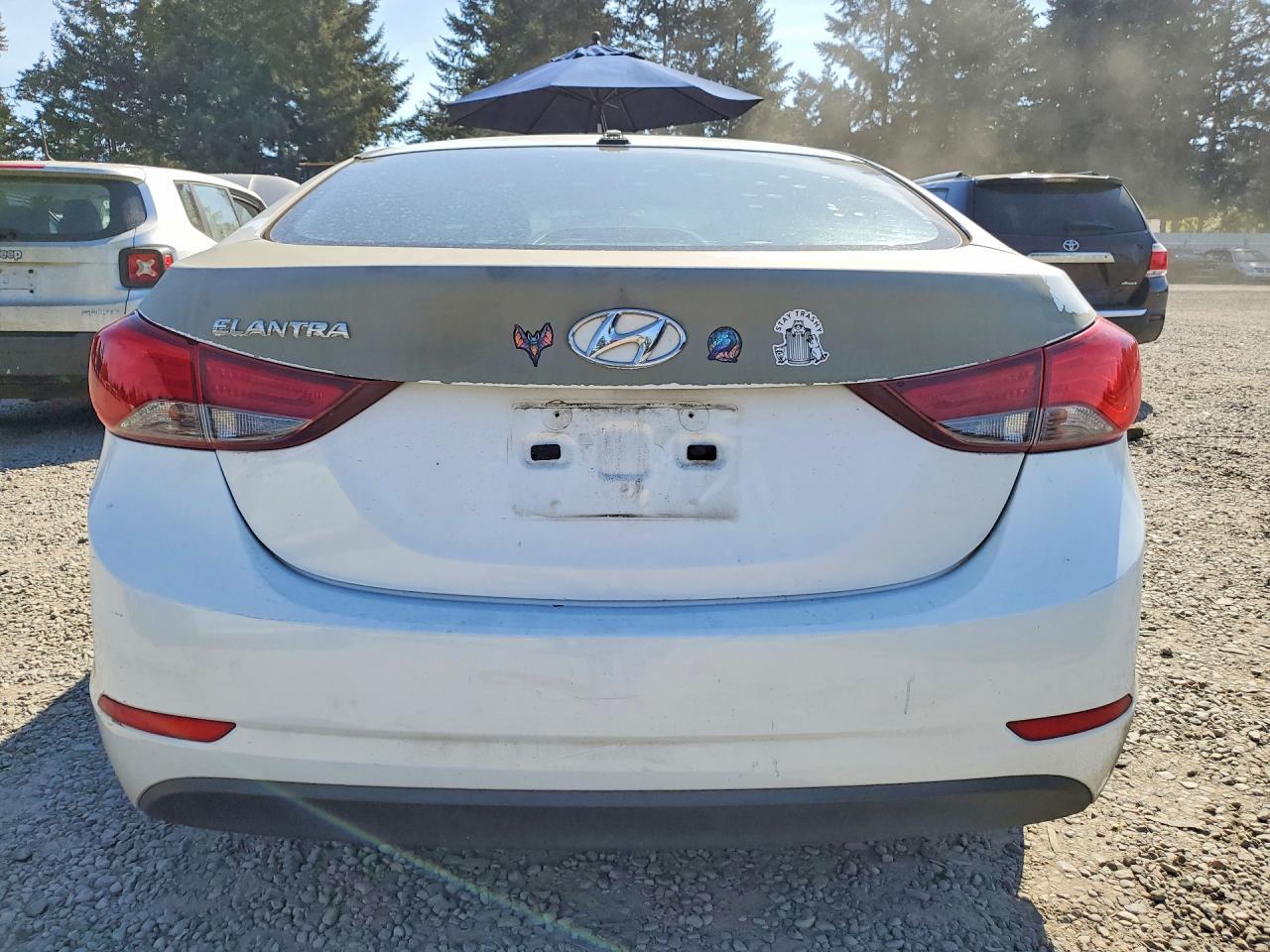 2016 HYUNDAI ELANTRA