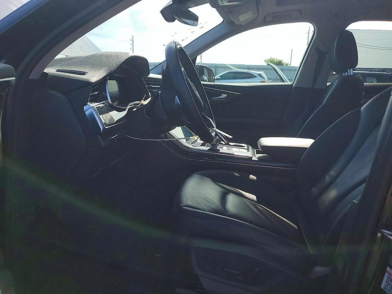 2022 AUDI Q7