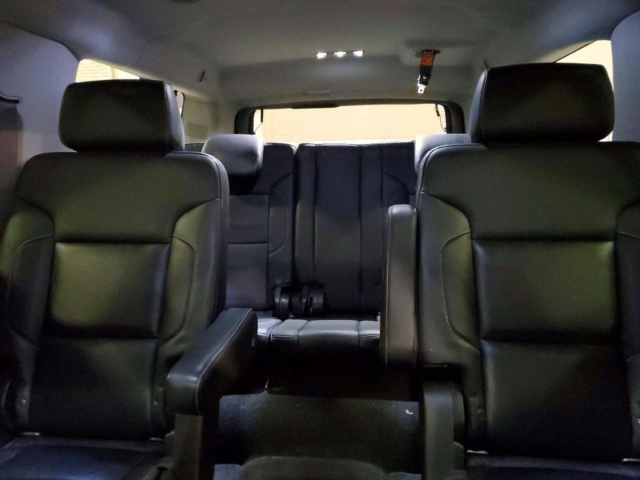 2016 CHEVROLET Suburban