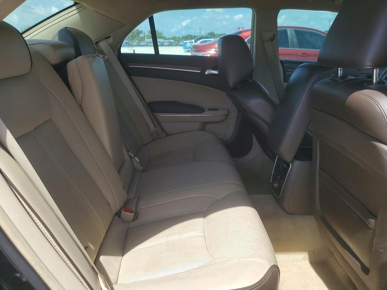 2012 CHRYSLER 300