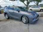 2022 TOYOTA HIGHLANDER