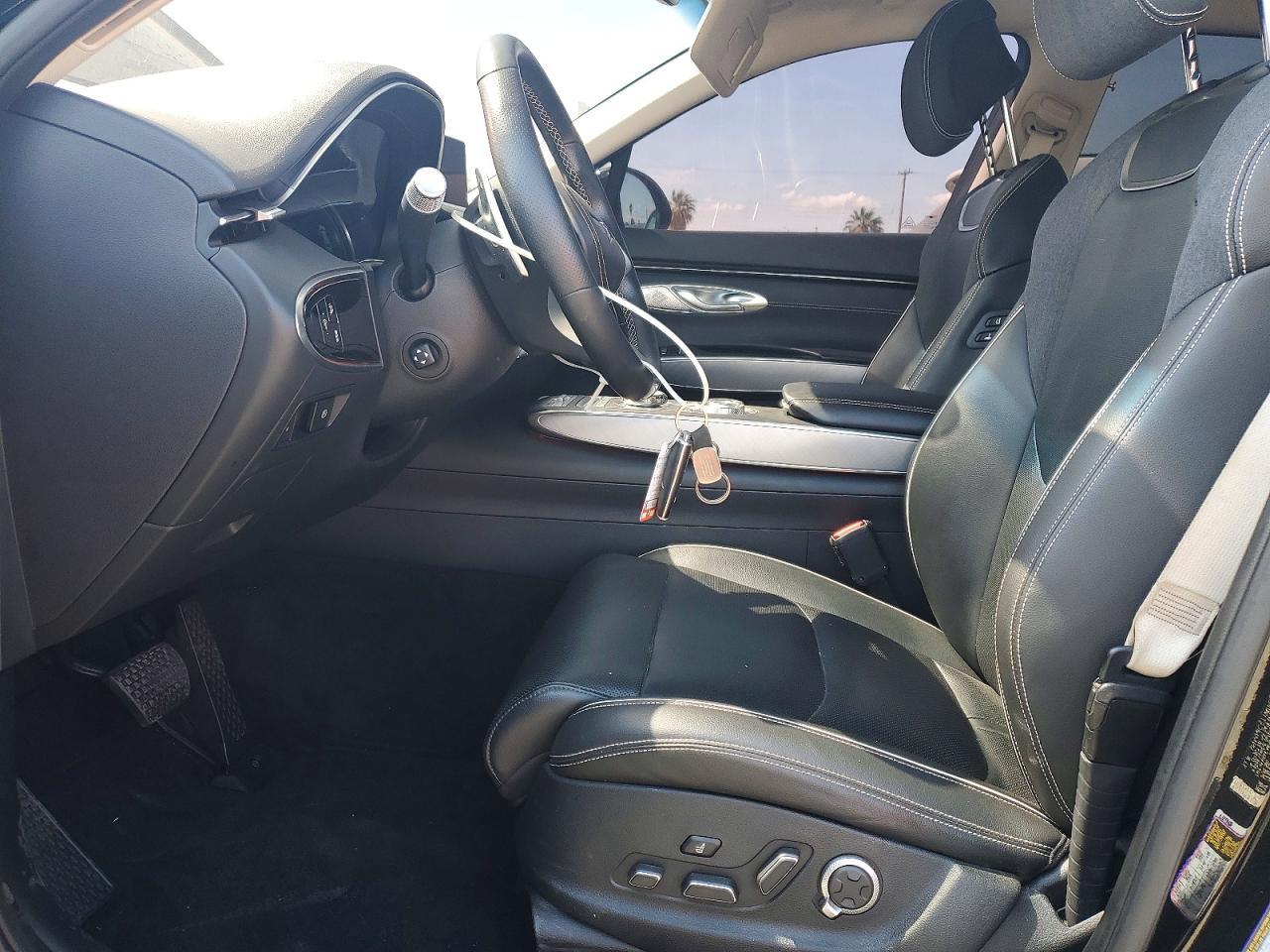 2024 GENESIS GV70