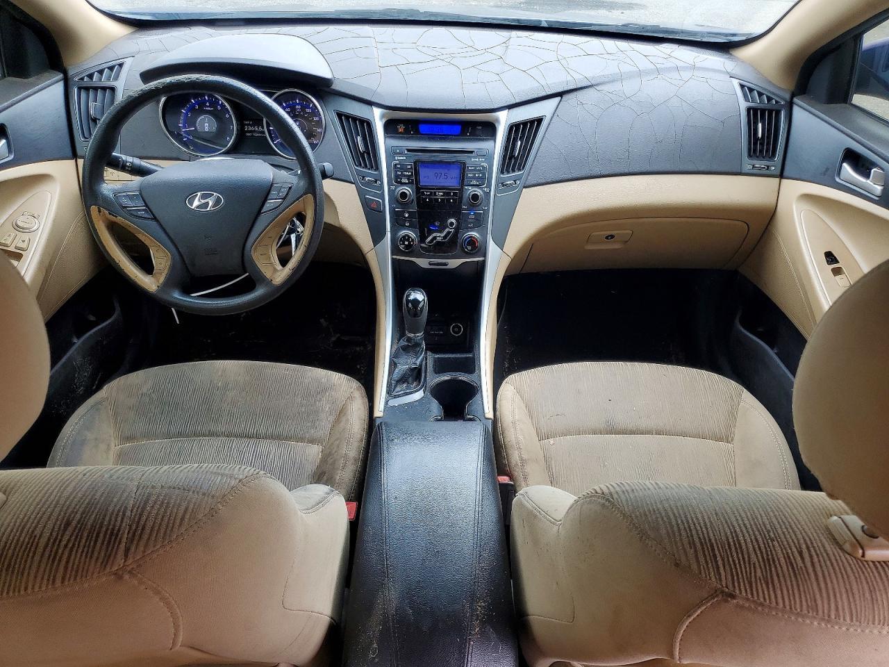 2011 HYUNDAI SONATA