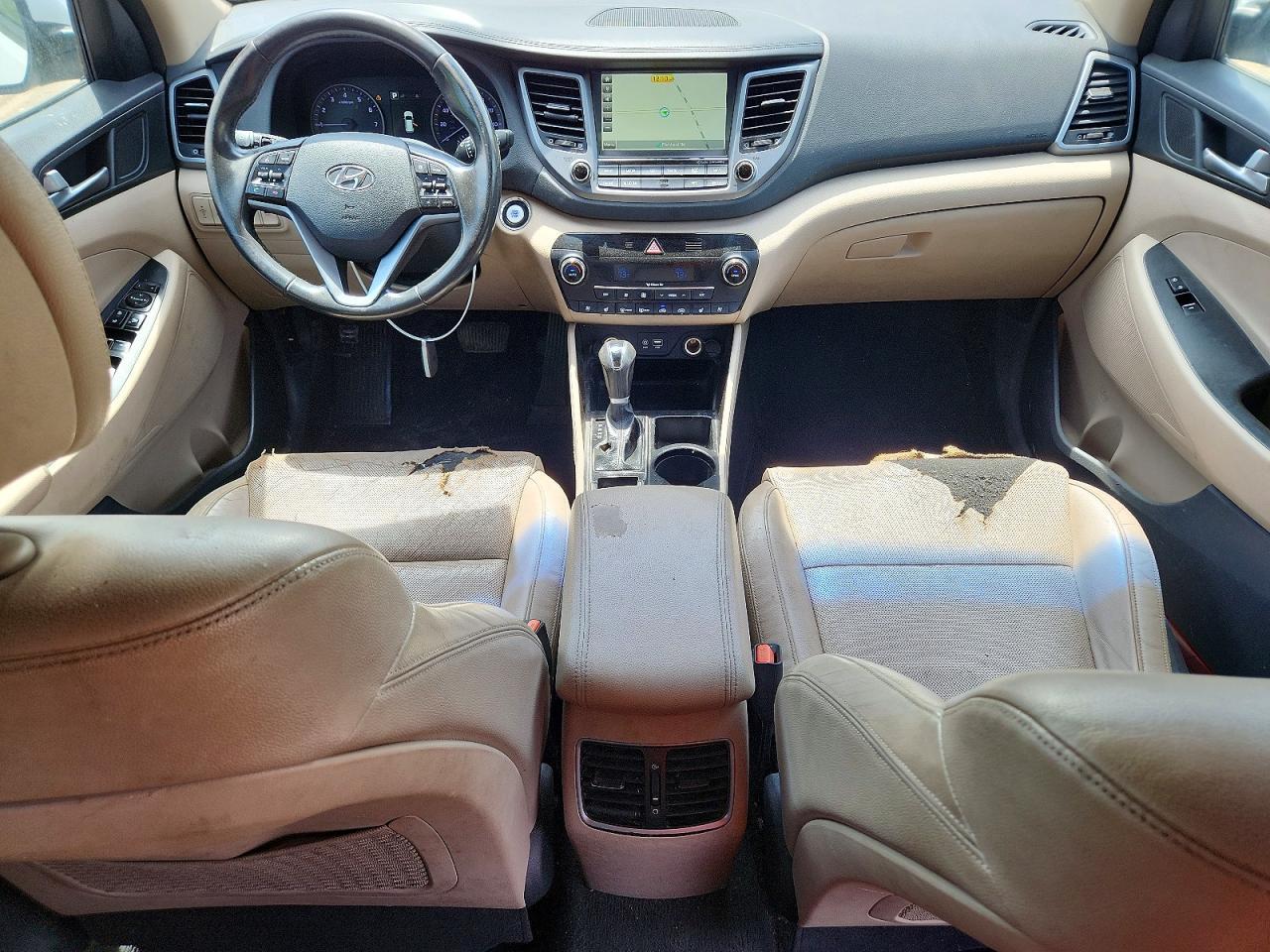 2016 HYUNDAI TUCSON