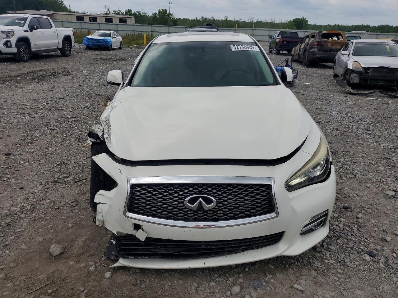 2015 INFINITI Q50