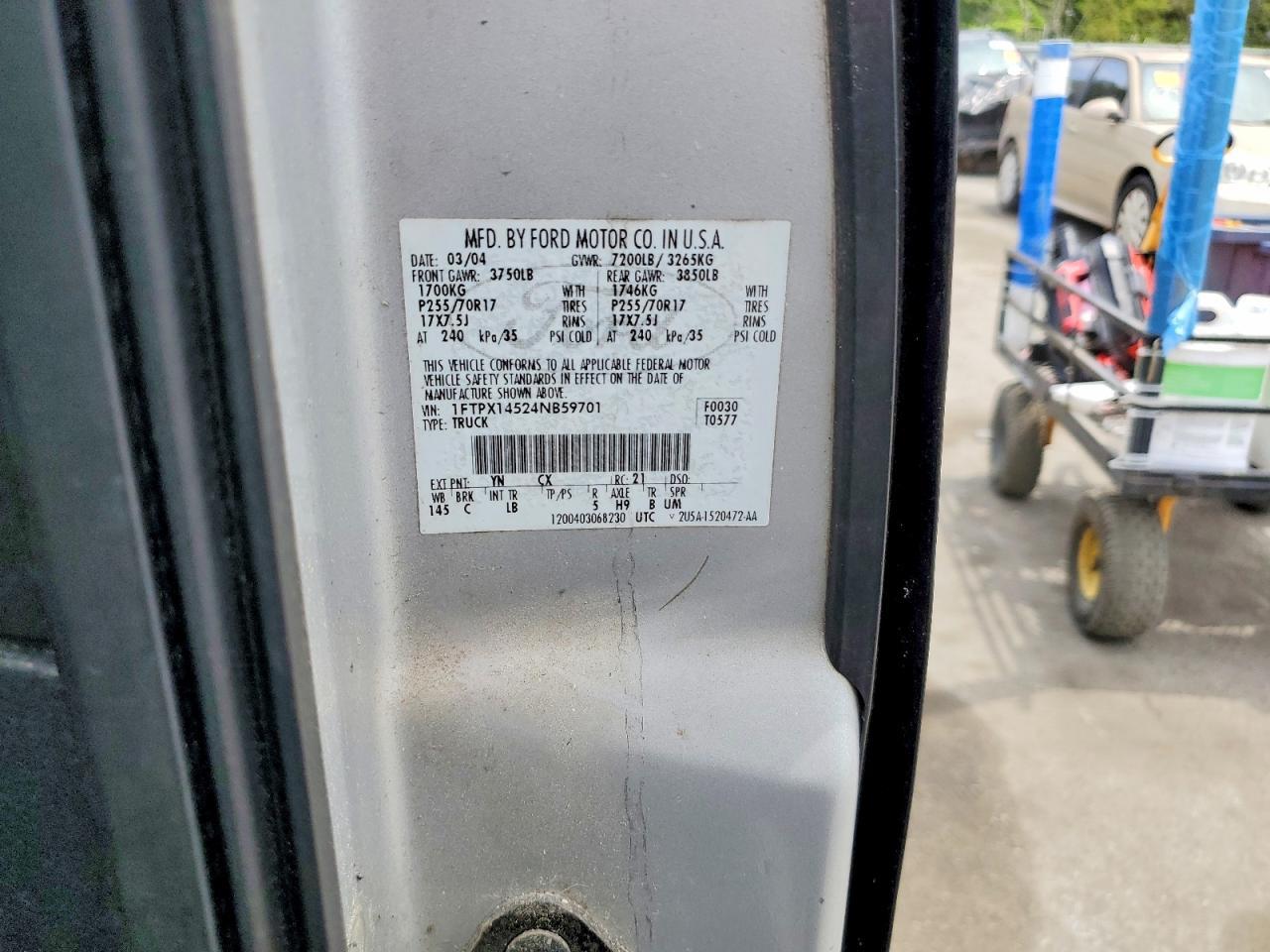 2004 FORD F-150 Lightning