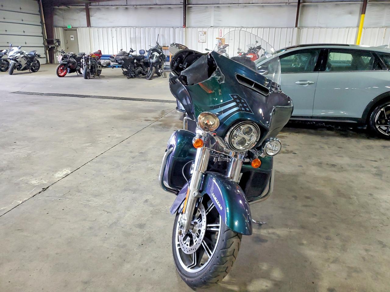 2021 HARLEY-DAVIDSON FLHTK