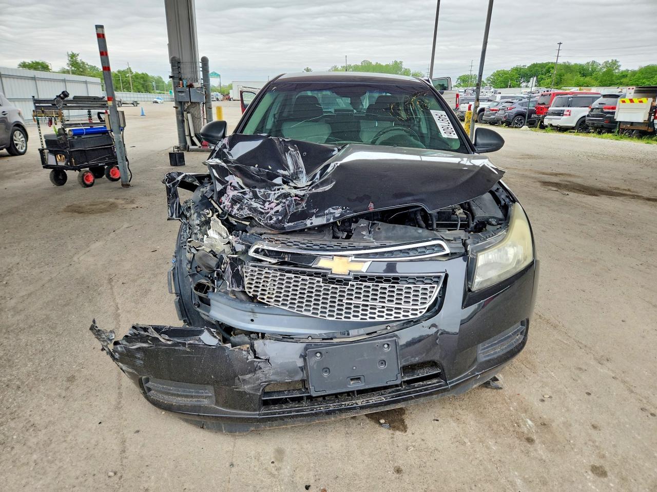 2011 CHEVROLET CRUZE