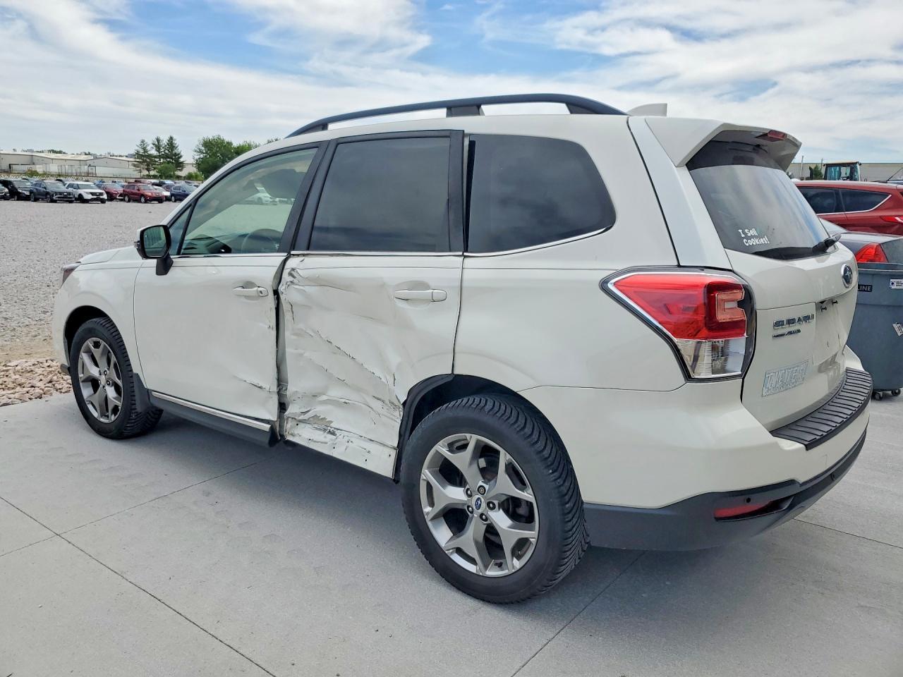 2018 SUBARU FORESTER