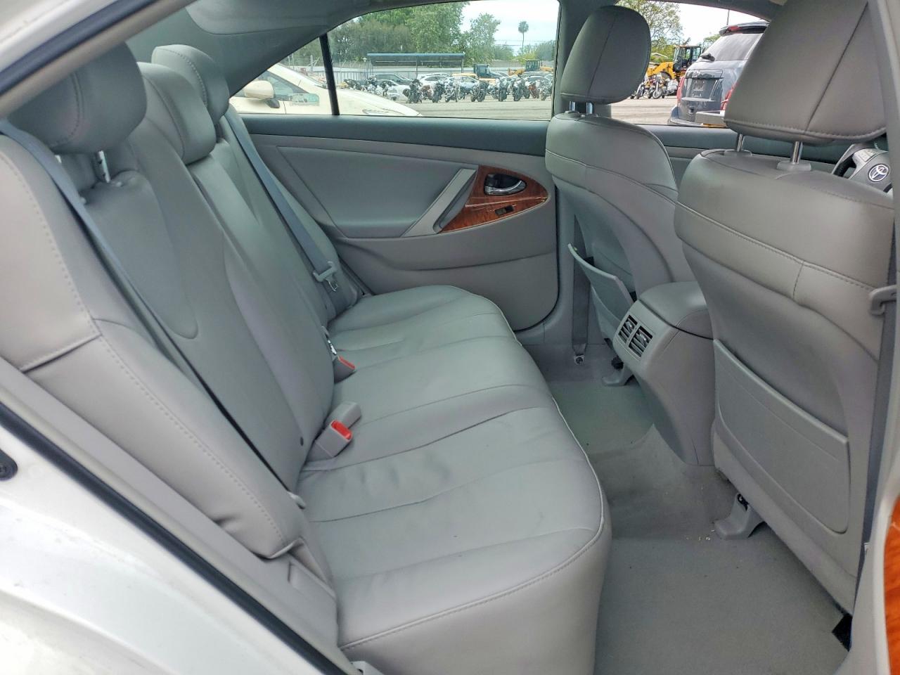 2009 TOYOTA CAMRY